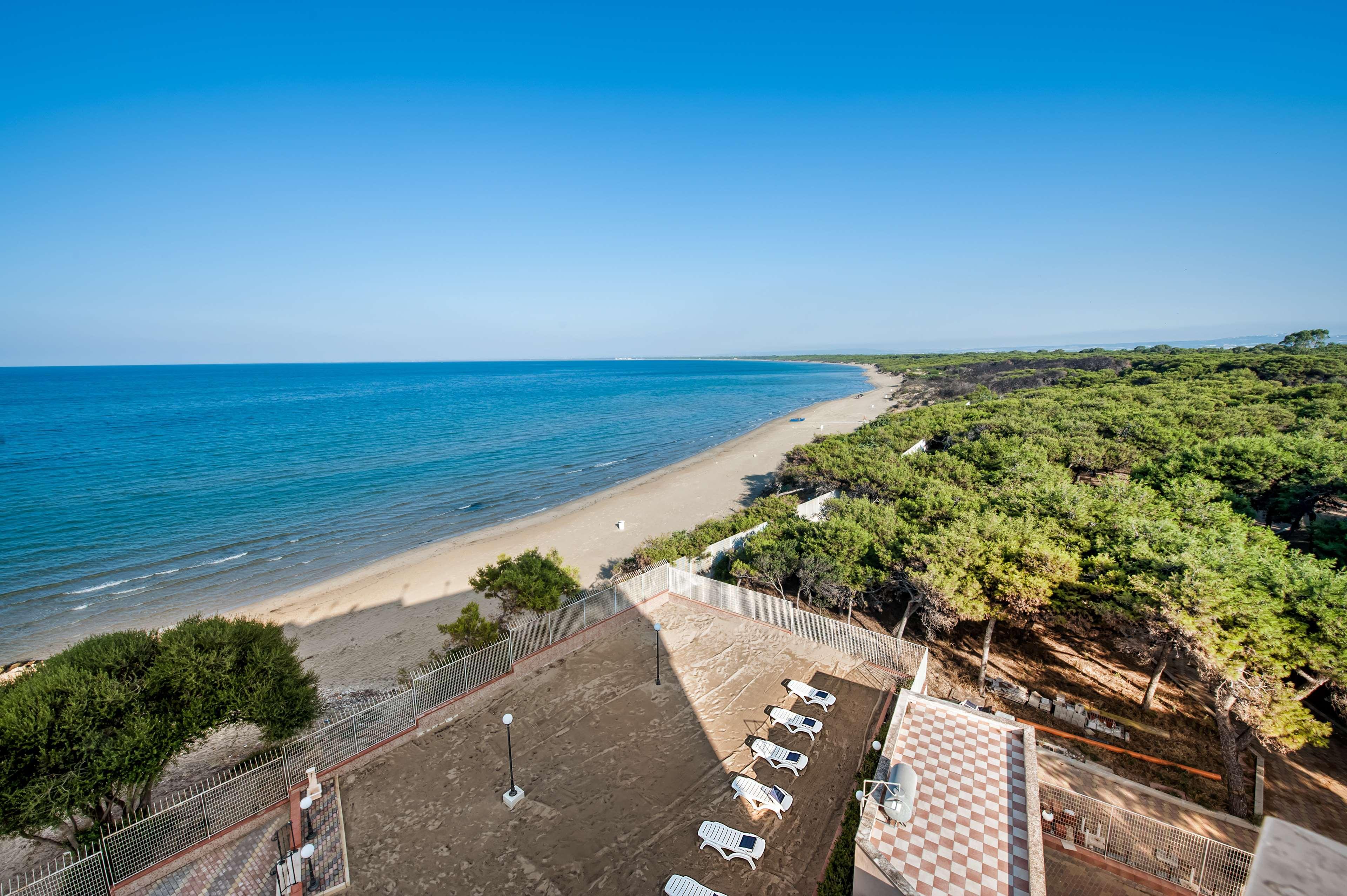 Apulia Hotel Taranto Ara Solis Lido Azzurro Exterior photo