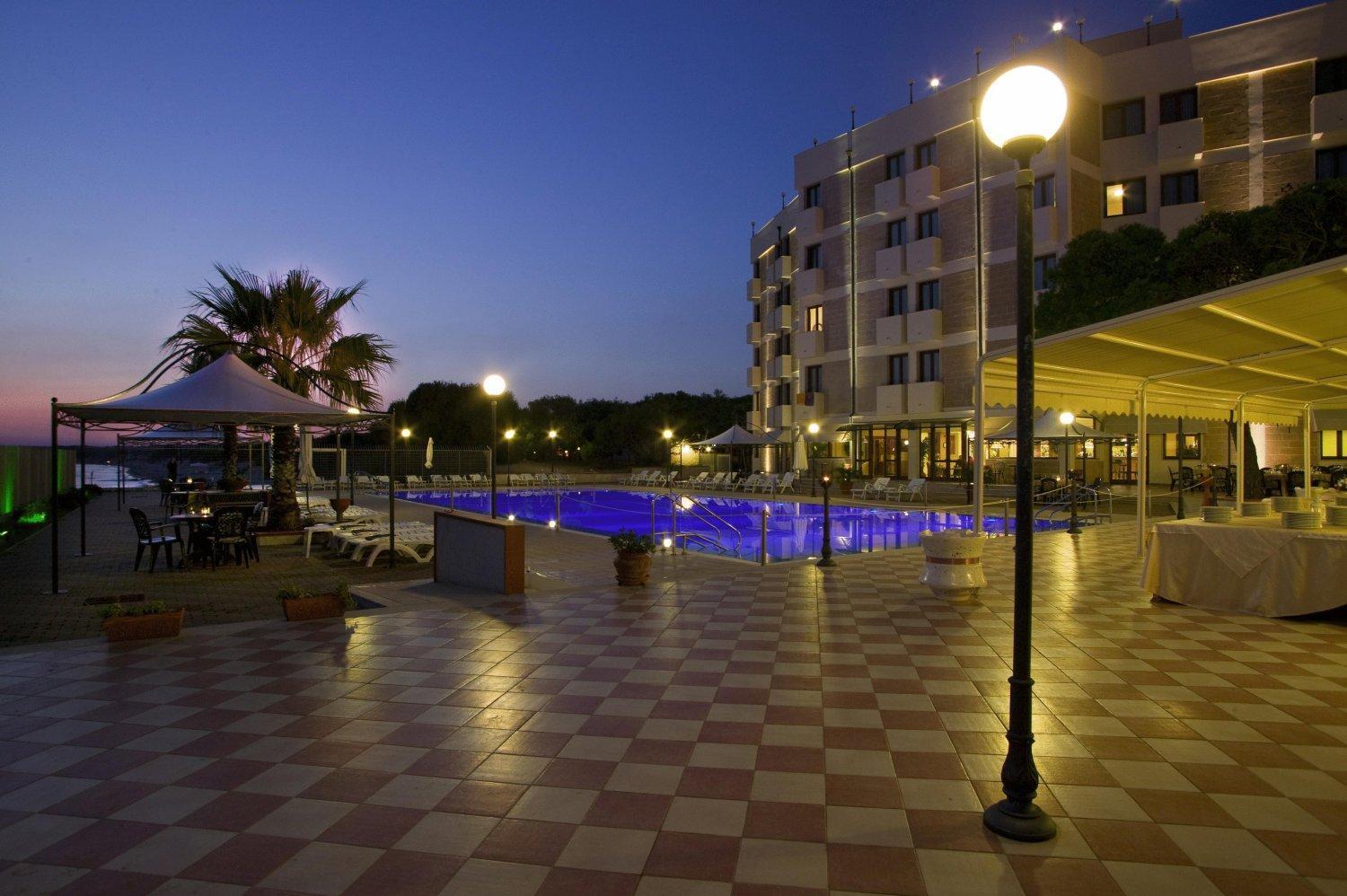 Apulia Hotel Taranto Ara Solis Lido Azzurro Exterior photo